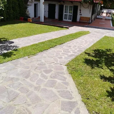 公寓 Casa Rosi, In Campagna, Relax Tra Mare E Montagna Giucano